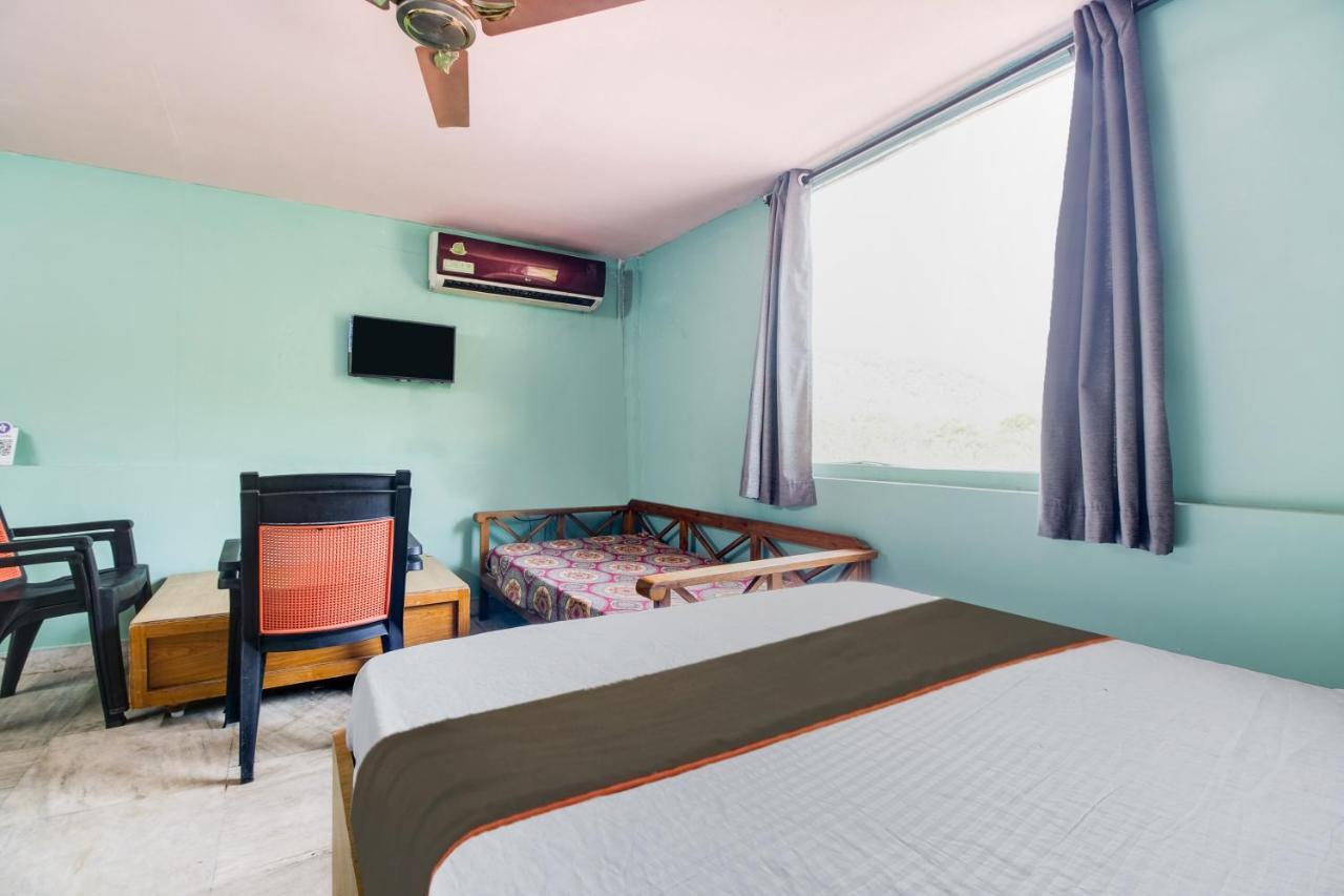 Collection O Palm Exotica Hotel วิสาขปัตนัม ภายนอก รูปภาพ