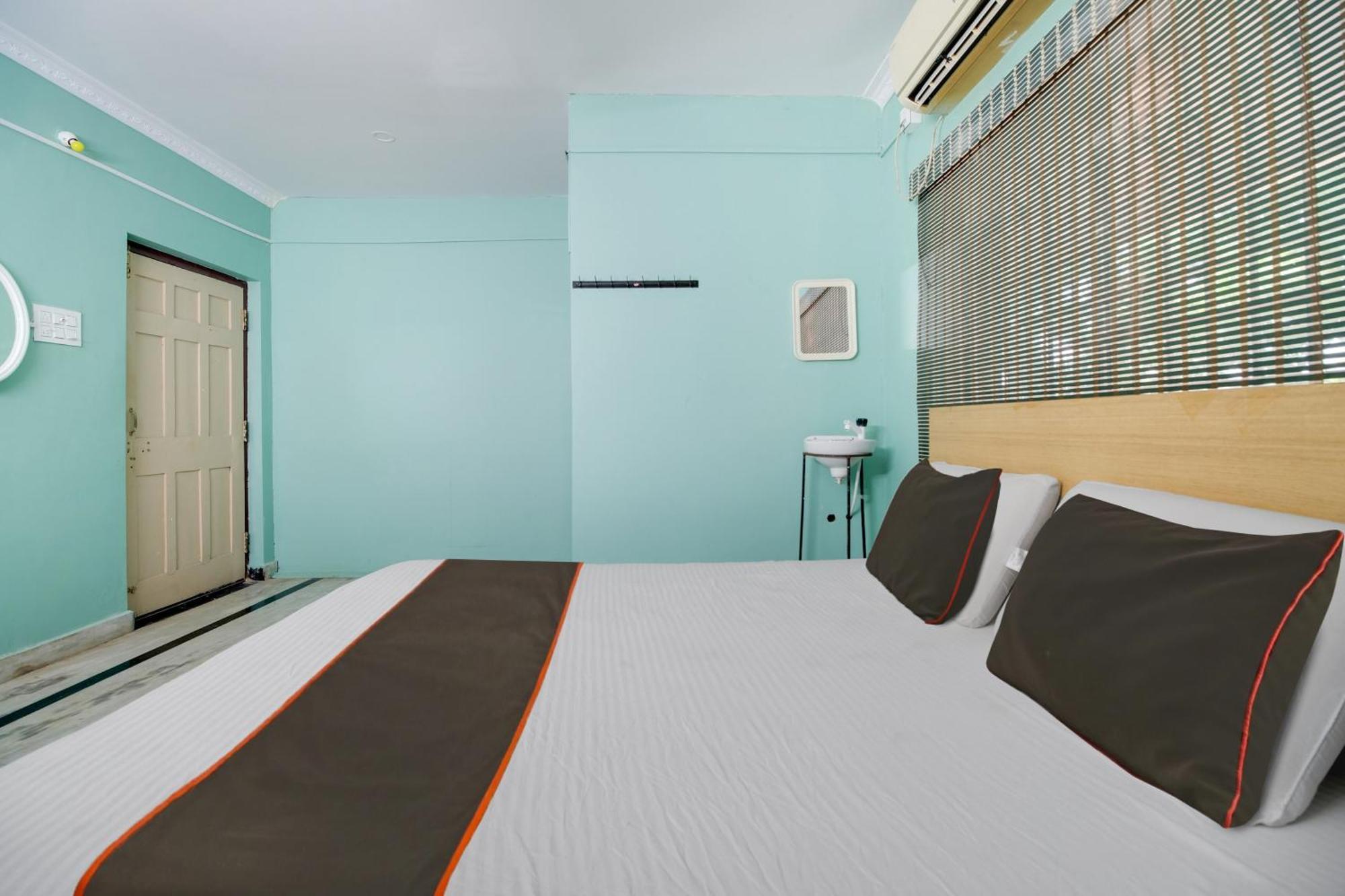 Collection O Palm Exotica Hotel วิสาขปัตนัม ภายนอก รูปภาพ